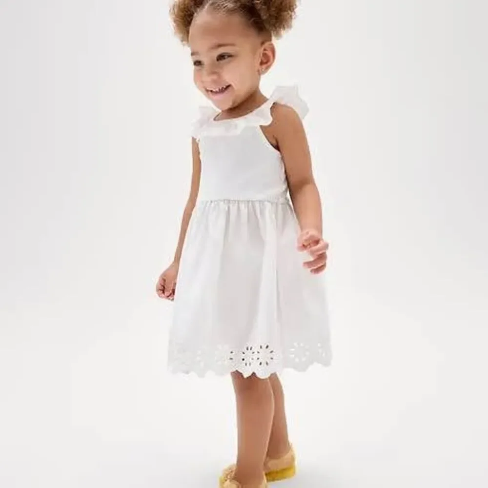 New-Baby Gap White Eyelet Dress 18-24 Months